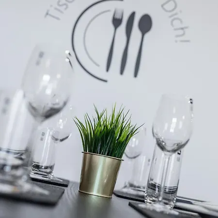 Goethe Palais Zauberlehrling 4p L Lift L Parkplatz I Zentrum I Helios *