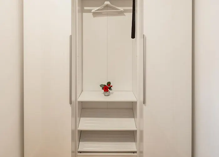 Goethe Palais Zauberlehrling 4p L Lift L Parkplatz I Zentrum I Helios Aue (Saxony)