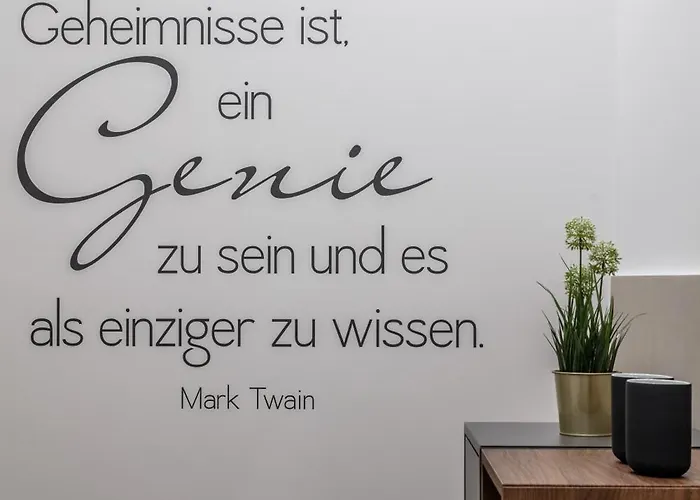 Goethe Palais Zauberlehrling 4p L Lift L Parkplatz I Zentrum I Helios *